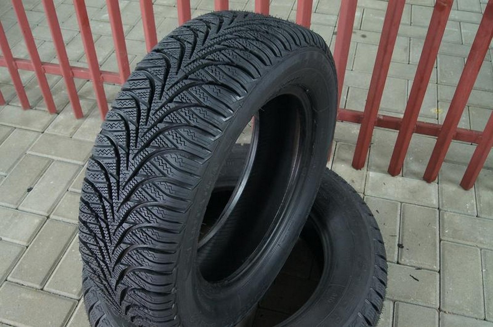 37645