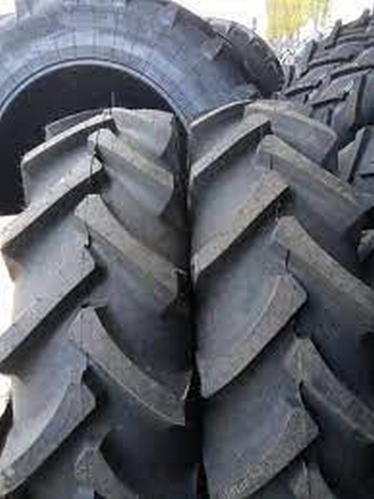 57572